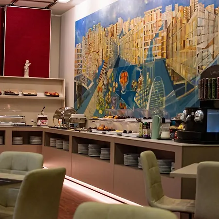 Palacio Del Mar 酒店 4*