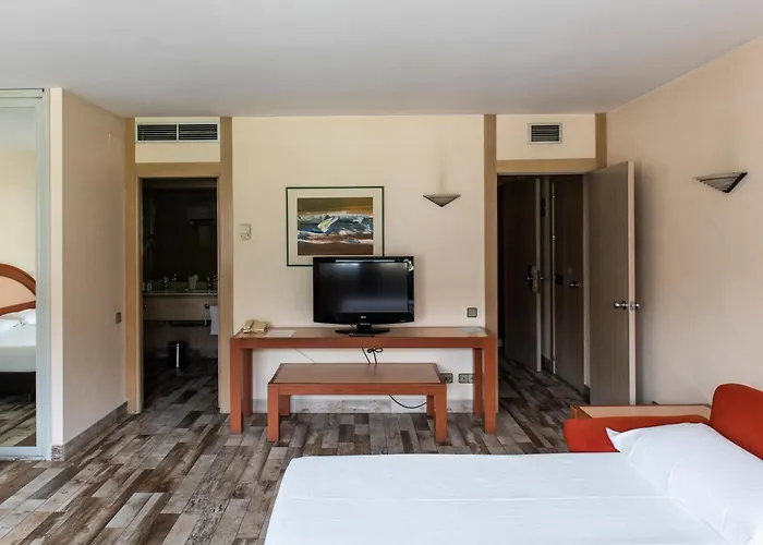 מלון Palacio Del Mar 4*