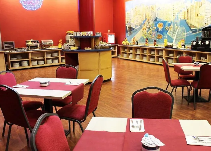 Palacio Del Mar מלון 4*