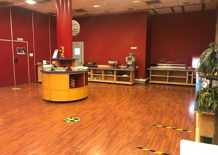 Palacio Del Mar 酒店 4*