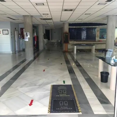 Palacio Del Mar 4*