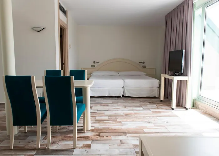 Palacio Del Mar Hotel 4*